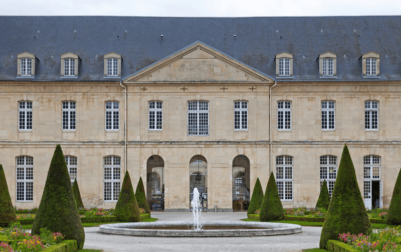 Caen: tour privado imprescindible a pie