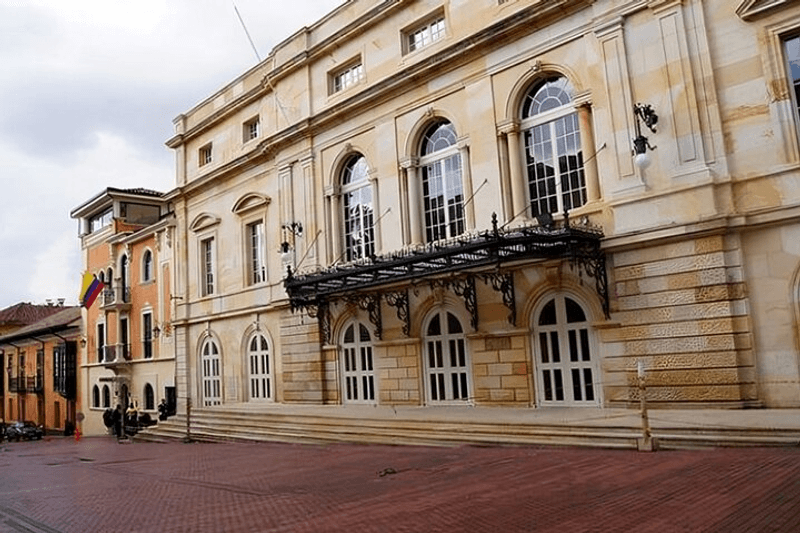 Tour a pie en grupo reducido por lo más destacado
