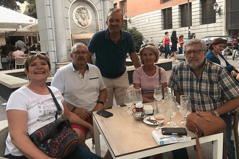 Tour Privado a Pie de los Destacados y Tesoros Escondidos
