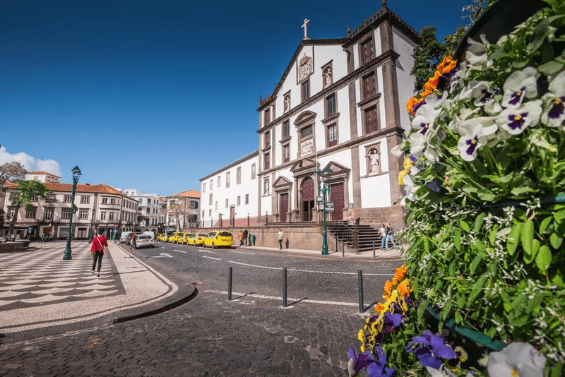 Funchal: Tour privado a pie fuera de lo común