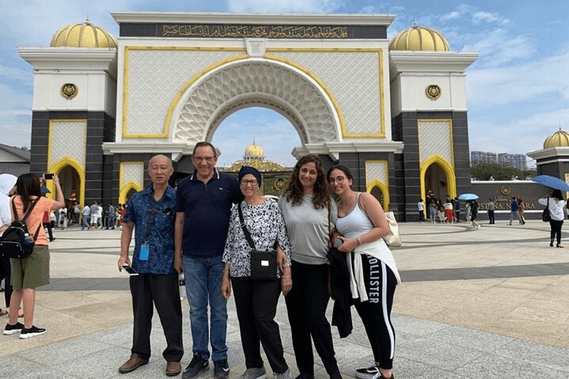 Tour privado y personalizado a pie por Kuala Lumpur con guía local