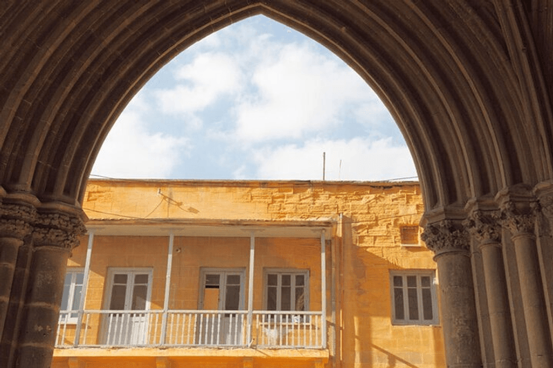 Tour privado a pie por Nicosia Norte