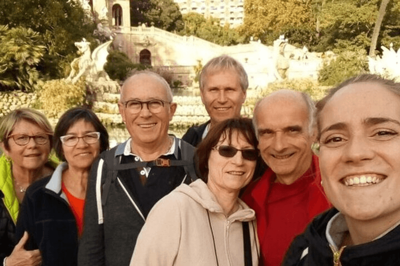Tour grupal a pie por Gràcia