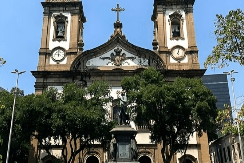 Tour a pie imprescindible con guía